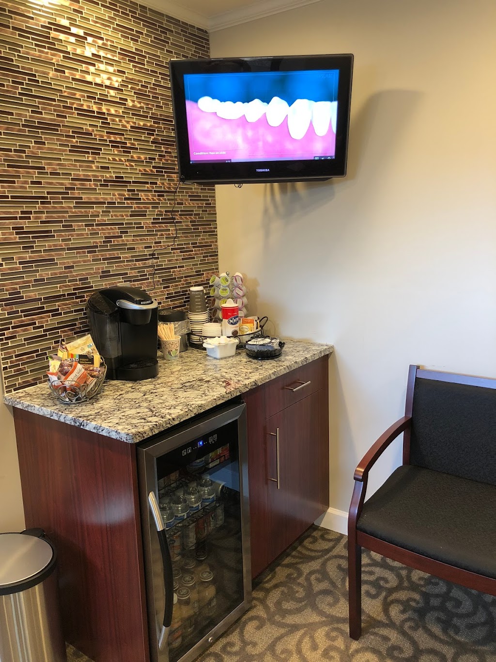 Elite Dental Care | 5651 W Maple Rd, West Bloomfield Township, MI 48322, USA | Phone: (248) 851-6166