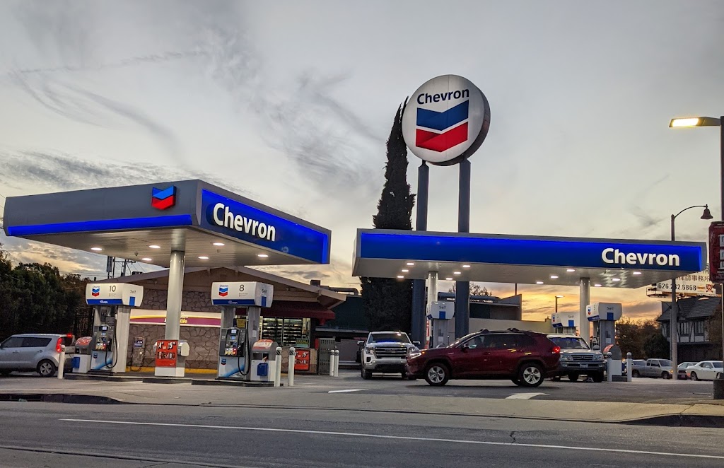 Chevron | 3880 E Colorado Blvd, Pasadena, CA 91107, USA | Phone: (626) 792-1840