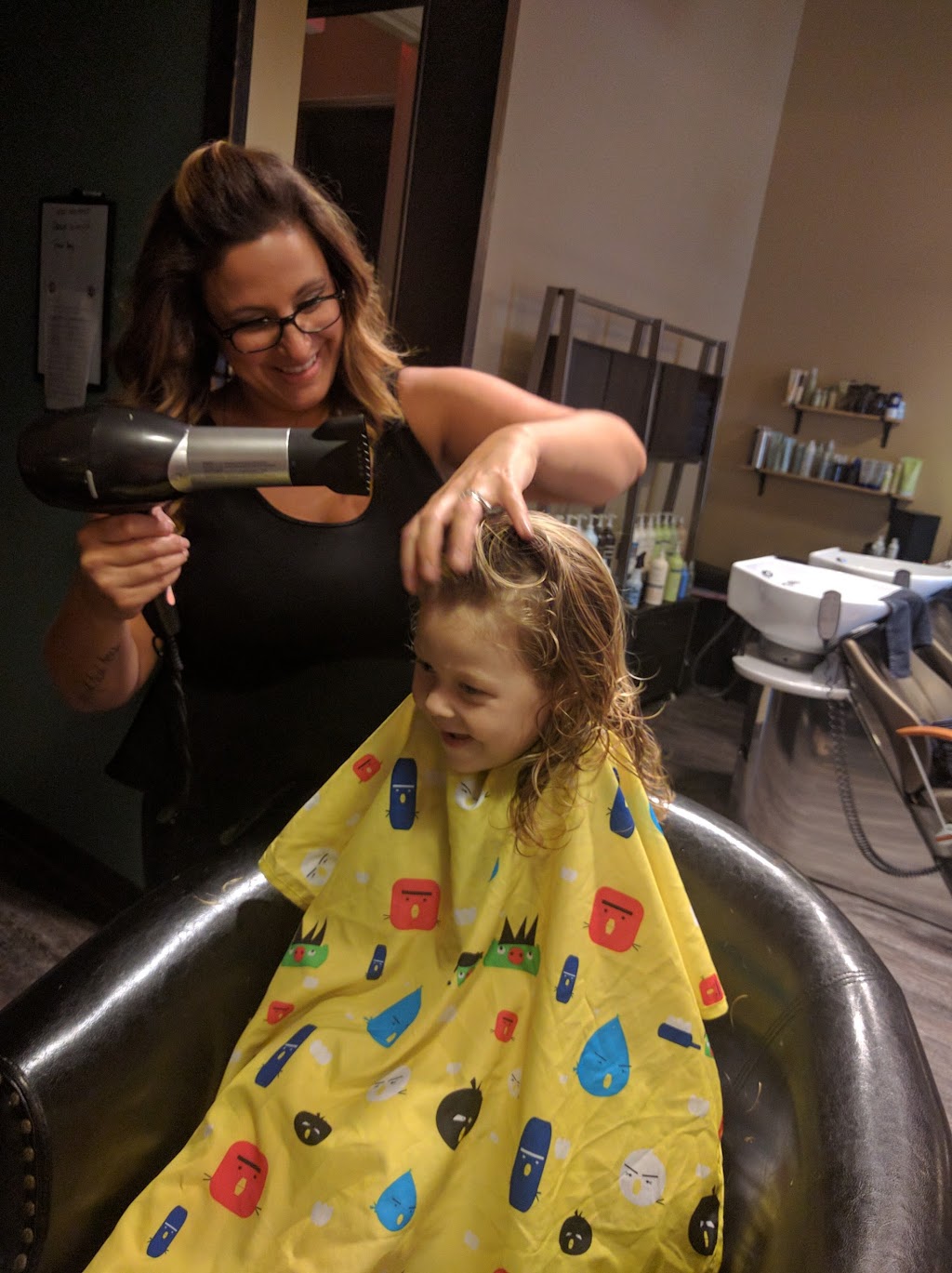 Salon Breeze | 111 Polks Village Ln #108, Chapel Hill, NC 27517, USA | Phone: (919) 918-1085