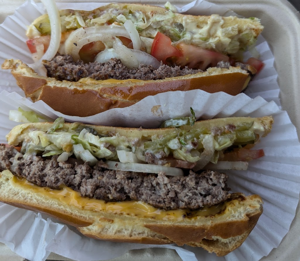 Top Burger Drive In | 1436 NE Everett St, Camas, WA 98607, USA | Phone: (360) 834-3867