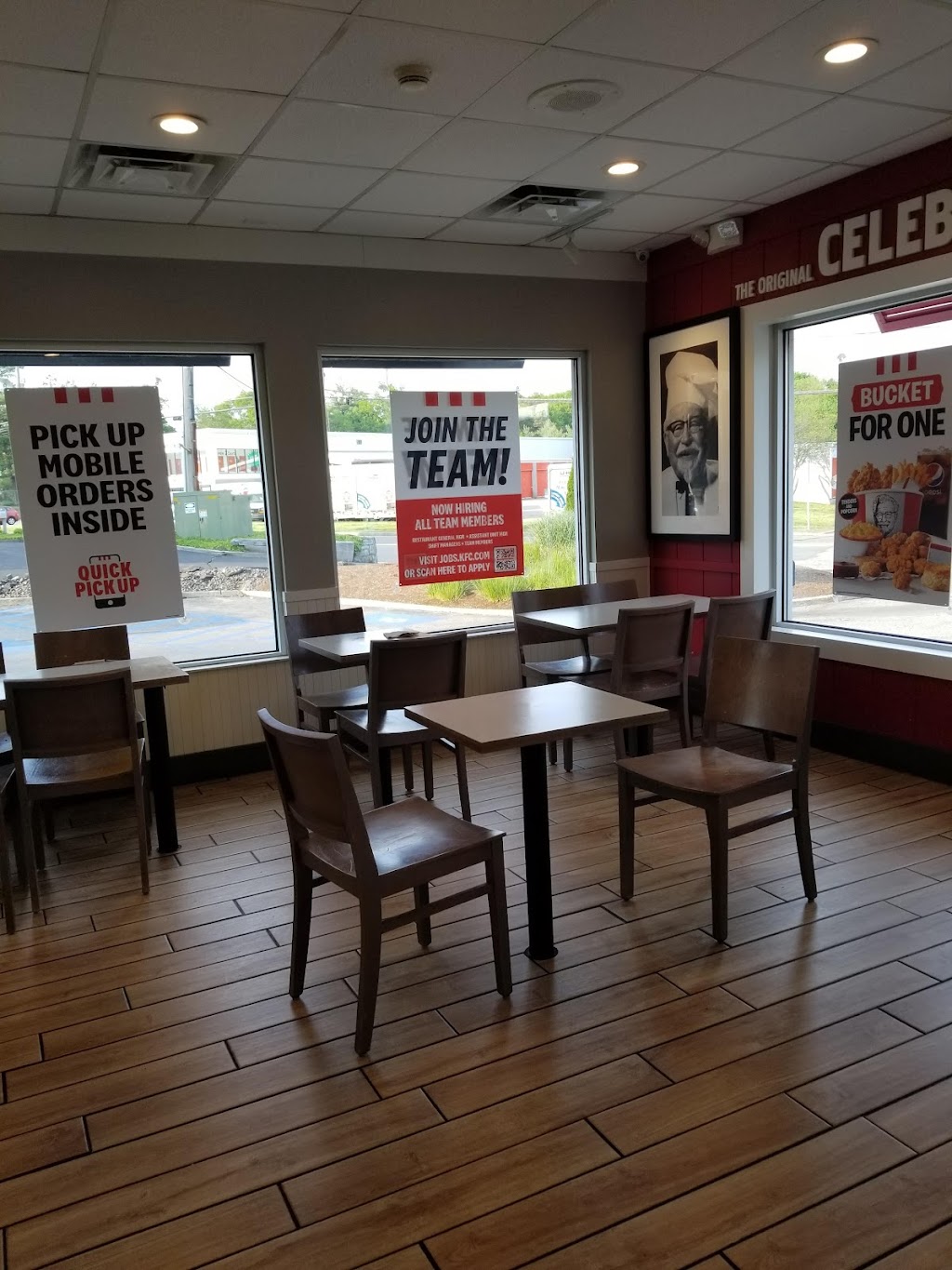 KFC | 265 Washington St, Stoughton, MA 02072, USA | Phone: (781) 297-0971