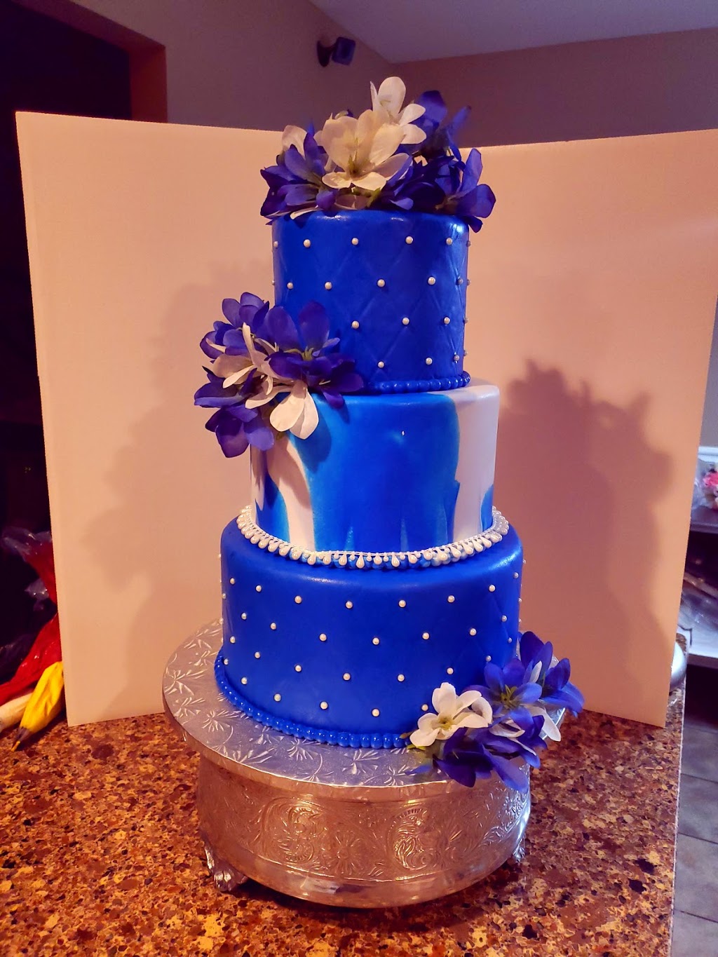 B B Cakes & Sweets LLC | Annewakkee Trails Subdivision Highland hills pkwy, Douglasville, GA 30135, USA | Phone: (678) 435-4781