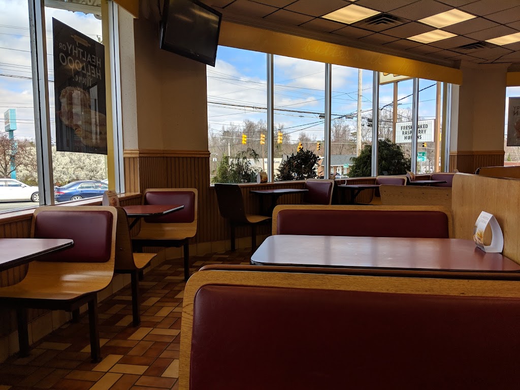 Biscuitville | 1700 S Church St, Burlington, NC 27215, USA | Phone: (336) 229-5382