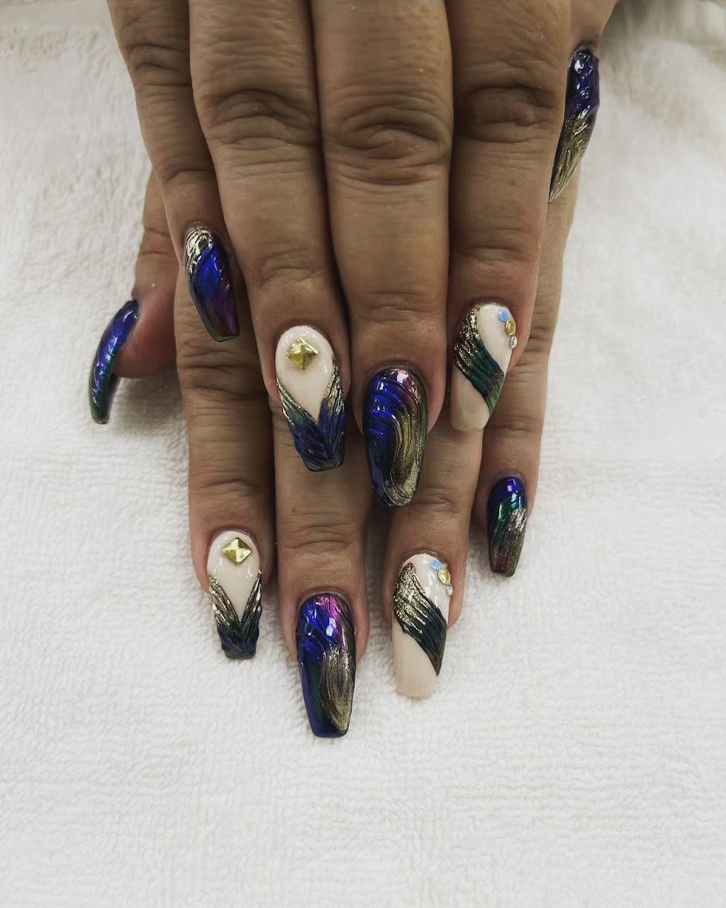 LIZ NAIL SPA | 902 Old Country Rd, Westbury, NY 11590, USA | Phone: (516) 517-8088