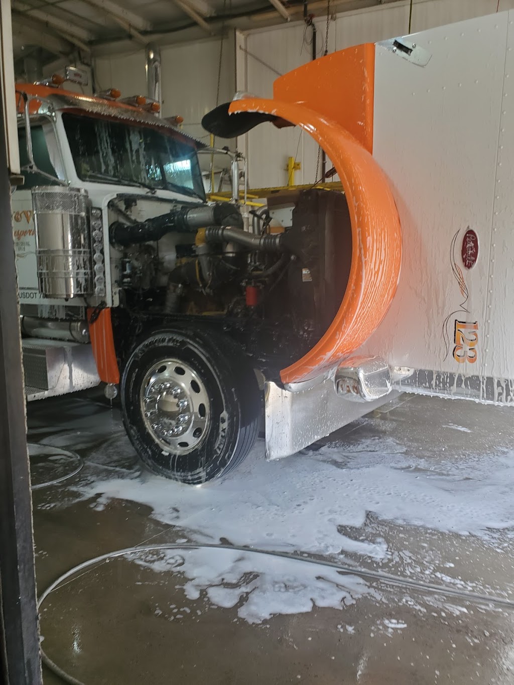 ALE Truck Wash & Wash out | 14742 Lincoln Way E, Dalton, OH 44618, USA | Phone: (330) 933-7526