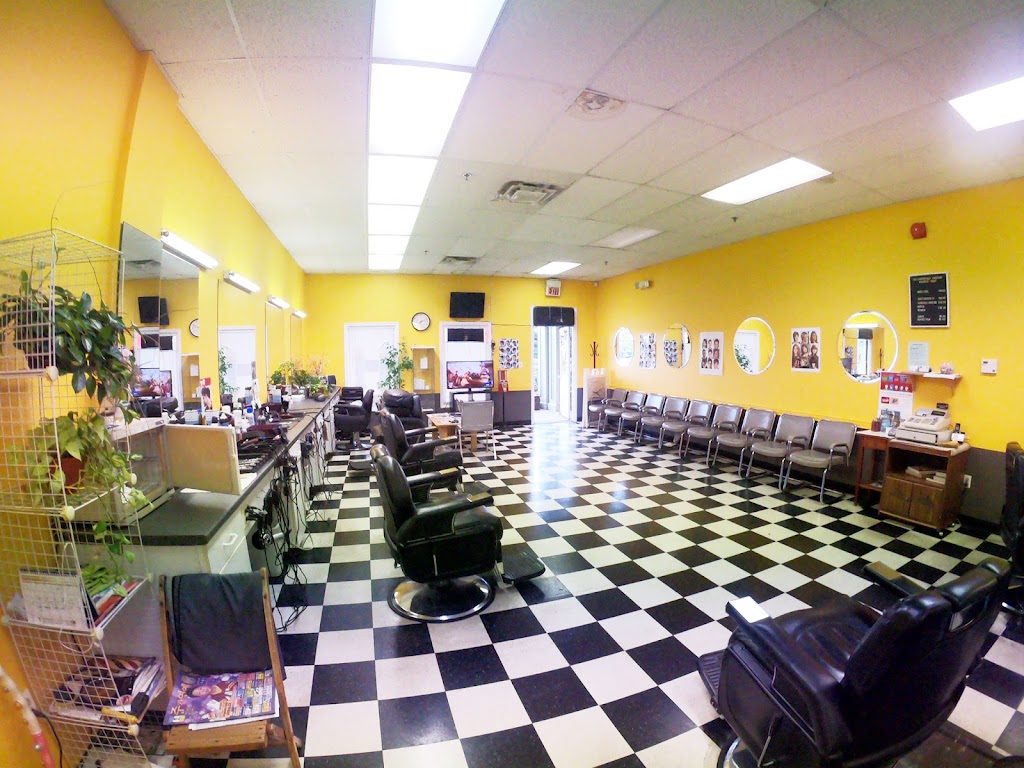 Centreville Crossing Barber Shop | 13826 Braddock Rd, Centreville, VA 20121, USA | Phone: (703) 968-3369