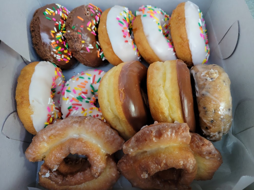 Alamode Donuts & Coffee | 2801 Pinole Valley Rd # A, Pinole, CA 94564 | Phone: (510) 758-8008