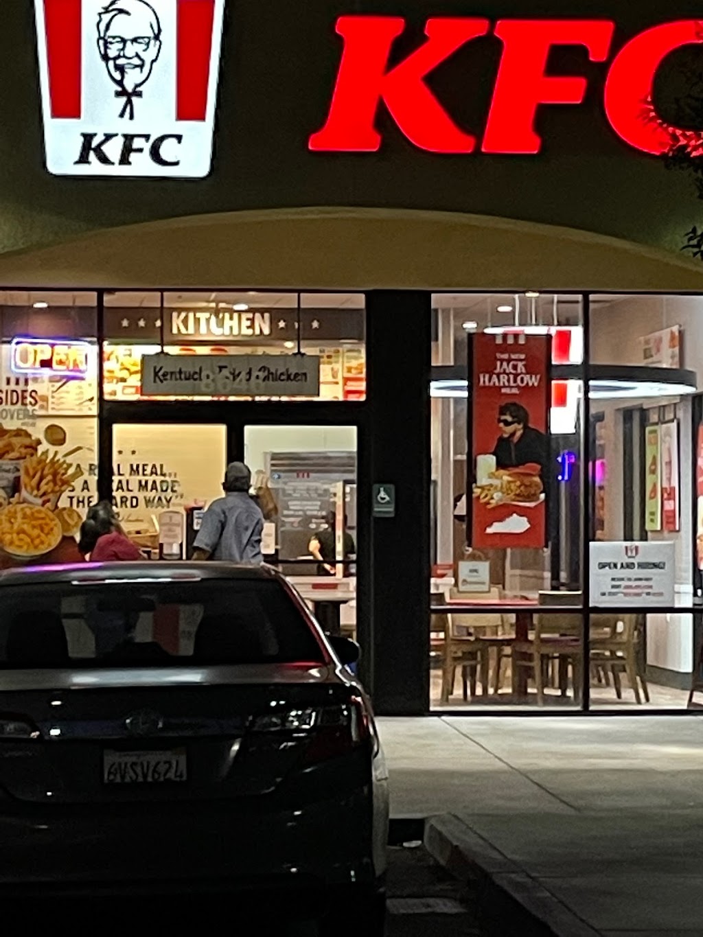 KFC | 8646 Whittier Blvd, Pico Rivera, CA 90660, USA | Phone: (562) 268-2154