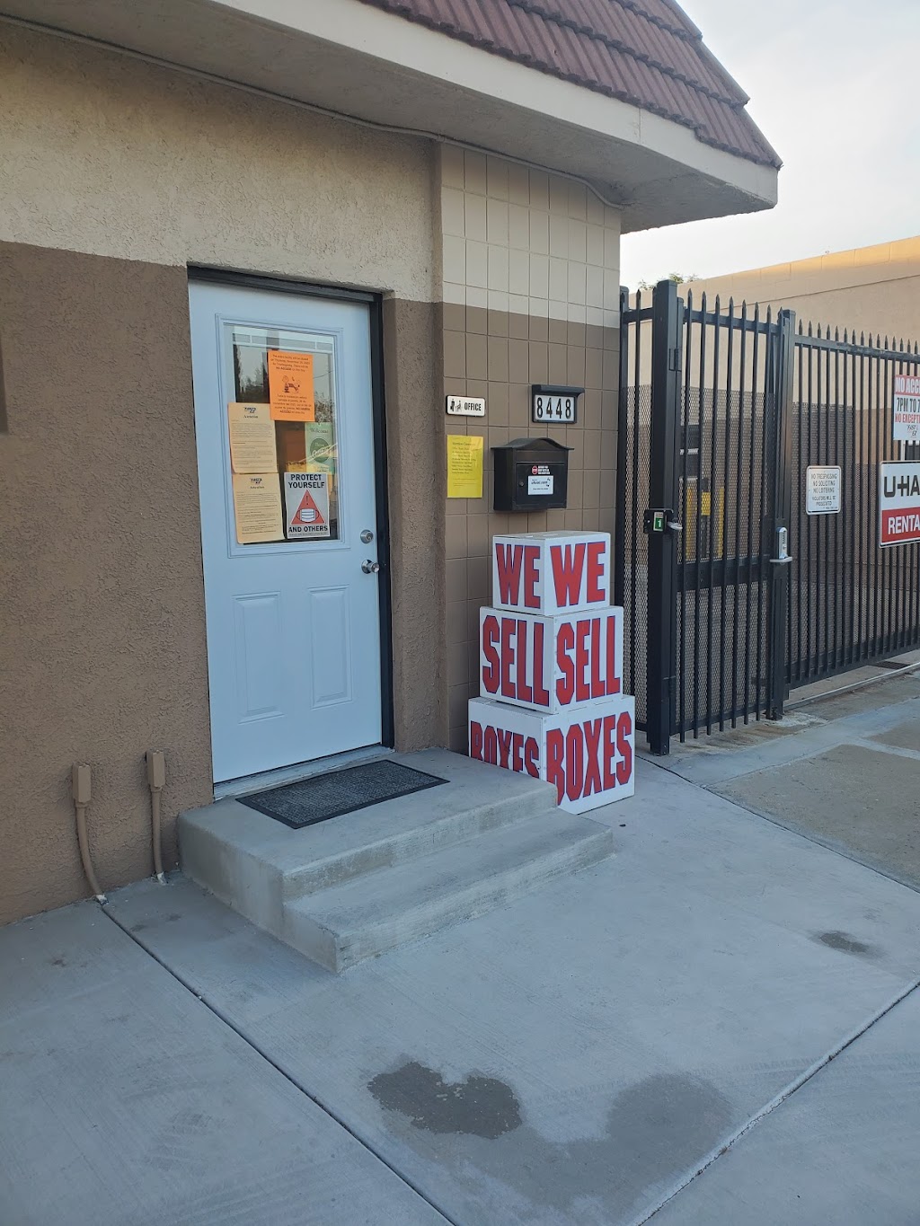 Fast & EZ Self Storage | 8448 Cypress Ave, Fontana, CA 92335, USA | Phone: (909) 350-8028