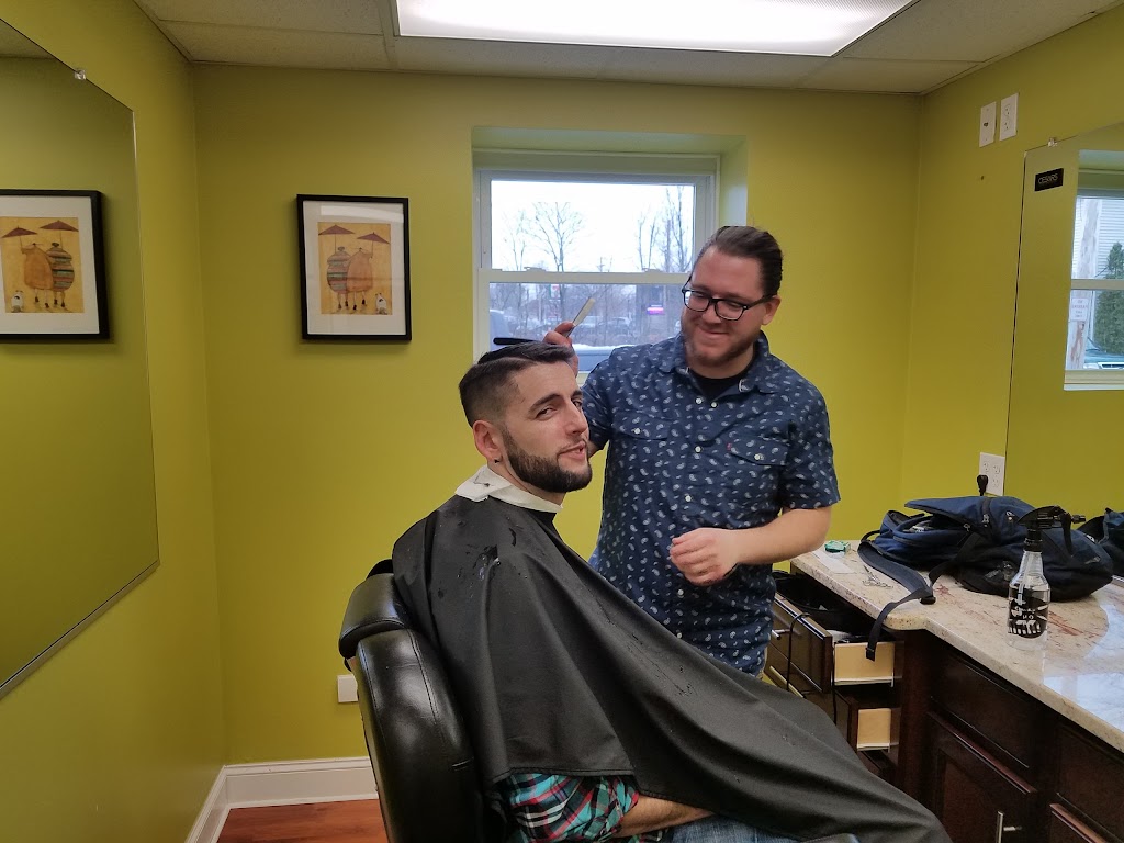 Cesars Barber Shop | 16 Cottage St, Franklin, MA 02038, USA | Phone: (508) 346-3896