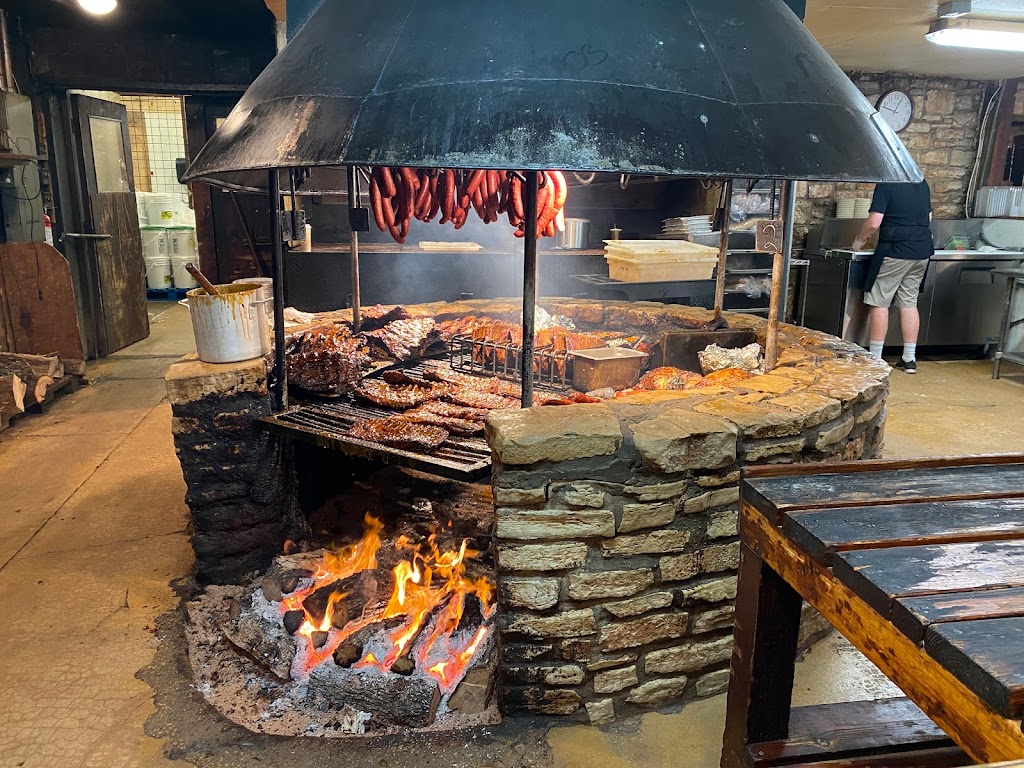 The Salt Lick BBQ | 18300 Farm to Market Rd 1826, Driftwood, TX 78619 | Phone: (512) 858-4959