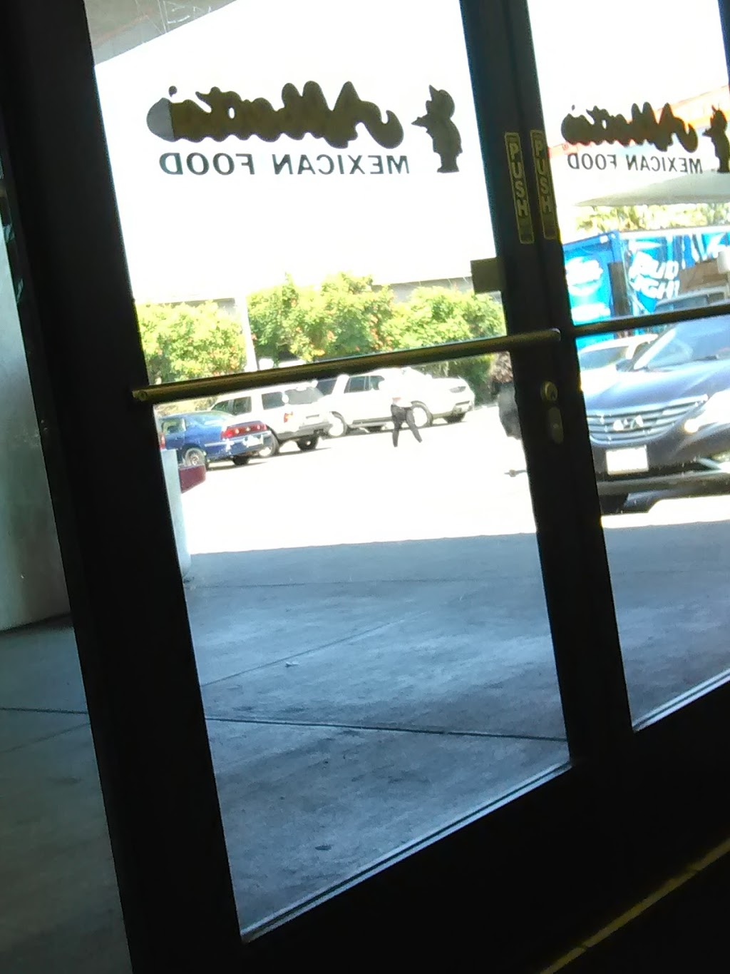 Monicas Mexican Food | 2727 S Reservoir St, Pomona, CA 91766, USA | Phone: (909) 628-9675