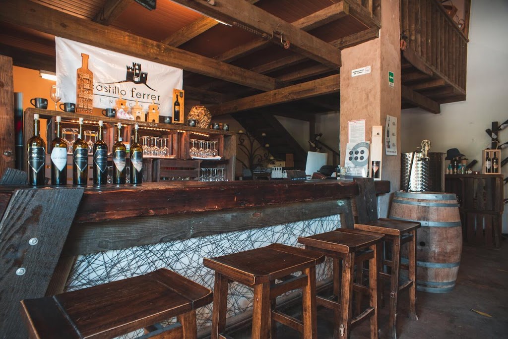 Hotel Castillo Ferrer | km.86 La ruta del Vino San Antonio necua, 22750 Ensenada, B.C., Mexico | Phone: 33 1918 3877