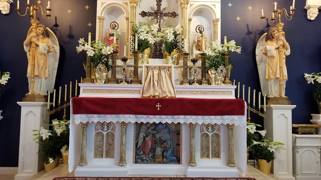 Christ the King Catholic Church | 1900 Meadowood St, Sarasota, FL 34231, USA | Phone: (941) 924-2777