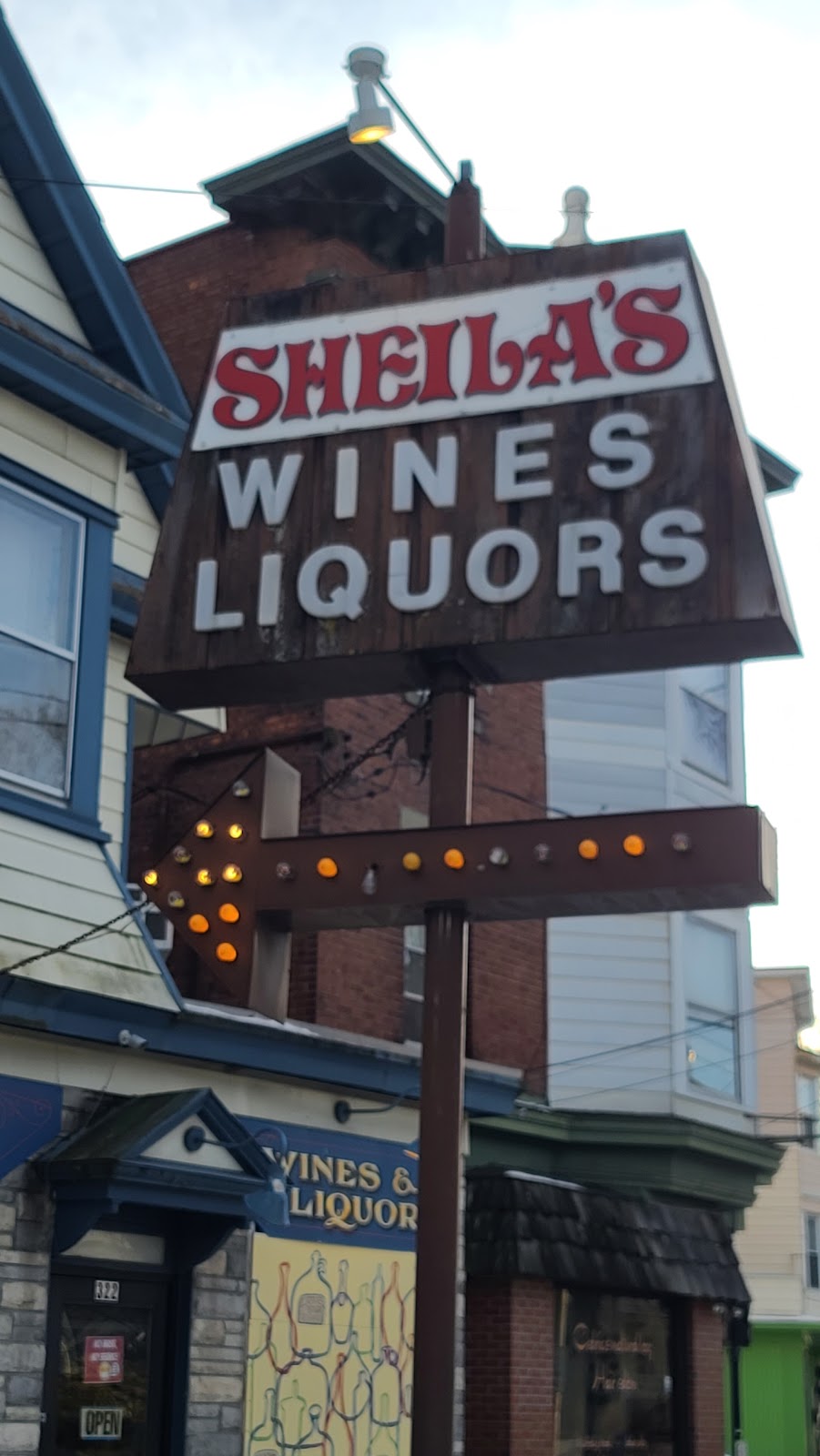 Sheilas Wine & Liquors | 322 Delaware Ave, Albany, NY 12209, USA | Phone: (518) 434-4258