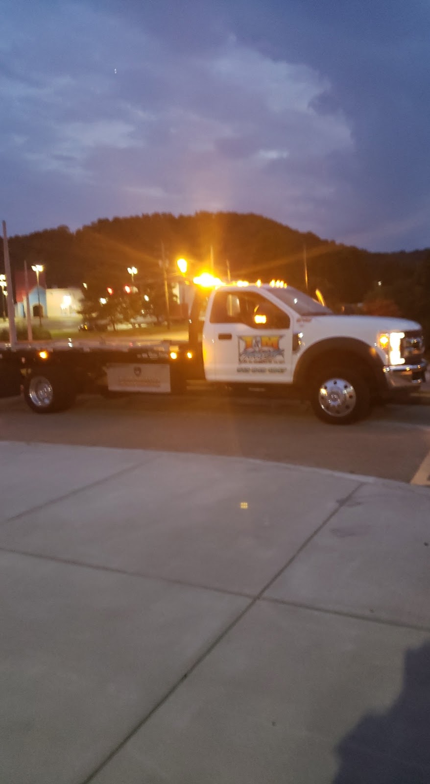 T&M Towing and Recovery LLC | 5438 Wesley Way, Hamilton, OH 45011, USA | Phone: (513) 849-1847