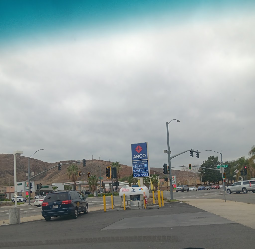 ARCO | 1030 Kendall Dr, San Bernardino, CA 92407, USA | Phone: (909) 882-2476