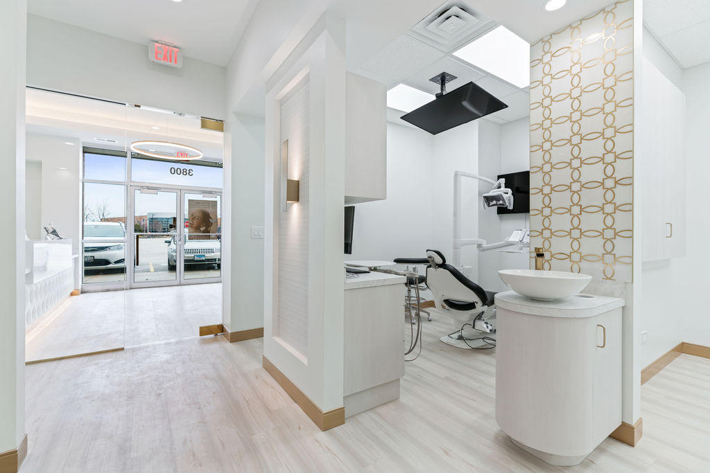 Smile Obsession Dental - Glenview | 3800 Willow Rd, Glenview, IL 60062, USA | Phone: (224) 355-1118