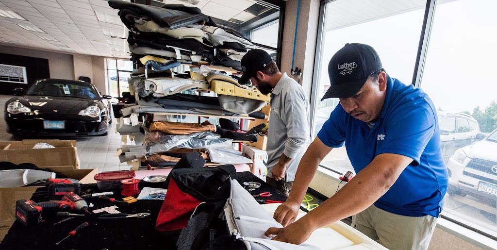 Luther Collision & Glass Plymouth | 9825 56th Ave N, Plymouth, MN 55442, USA | Phone: (612) 284-3673