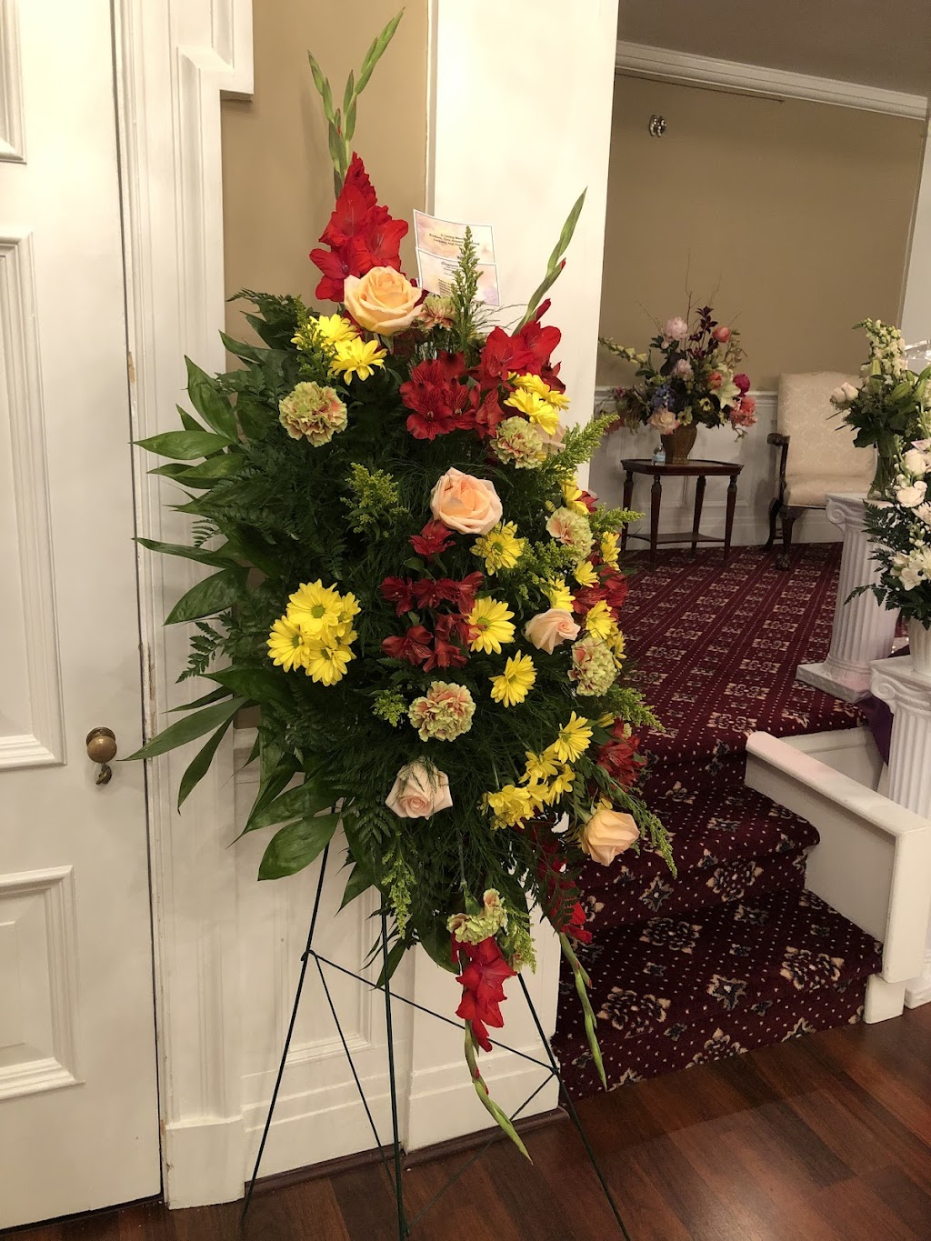 Clemmons Florist Inc | 2828 Battleground Ave, Greensboro, NC 27408, USA | Phone: (336) 282-1701