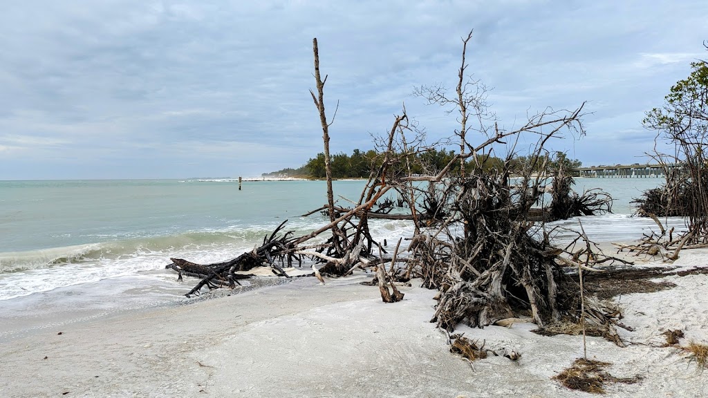 Longboat Key Unit 8 | 380 N Shore Rd UNIT 8, Longboat Key, FL 34228, USA | Phone: (703) 201-3881