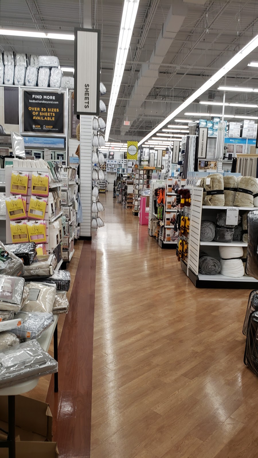 Bed Bath & Beyond | 208 Grand Hill Pl, Holly Springs, NC 27540, USA | Phone: (919) 629-2392