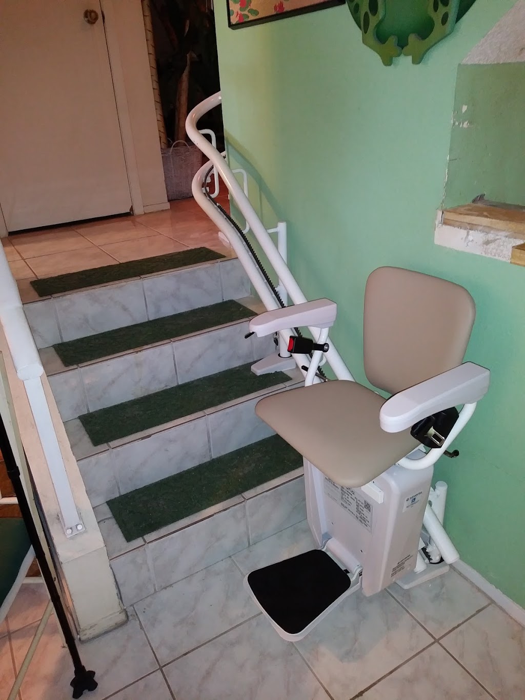 CJJ Stairlifts | 5421 E Harmon Ave, Las Vegas, NV 89122, USA | Phone: (774) 283-2389