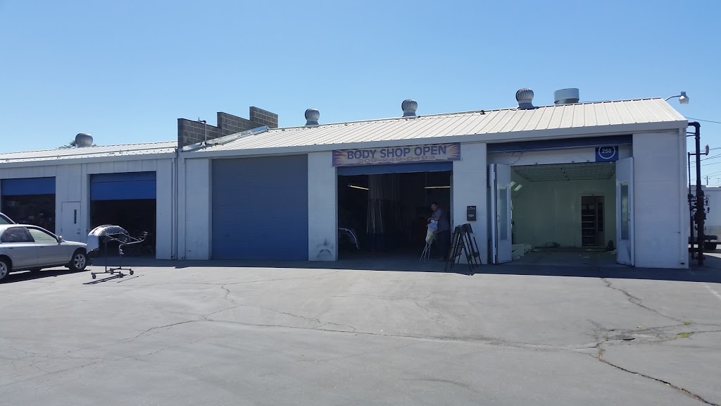 Manteca Collision Pros | 140 W Edison St, Manteca, CA 95336, USA | Phone: (209) 249-0493