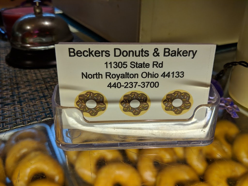 Beckers Donuts | 11305 State Rd, North Royalton, OH 44133, USA | Phone: (440) 237-3700