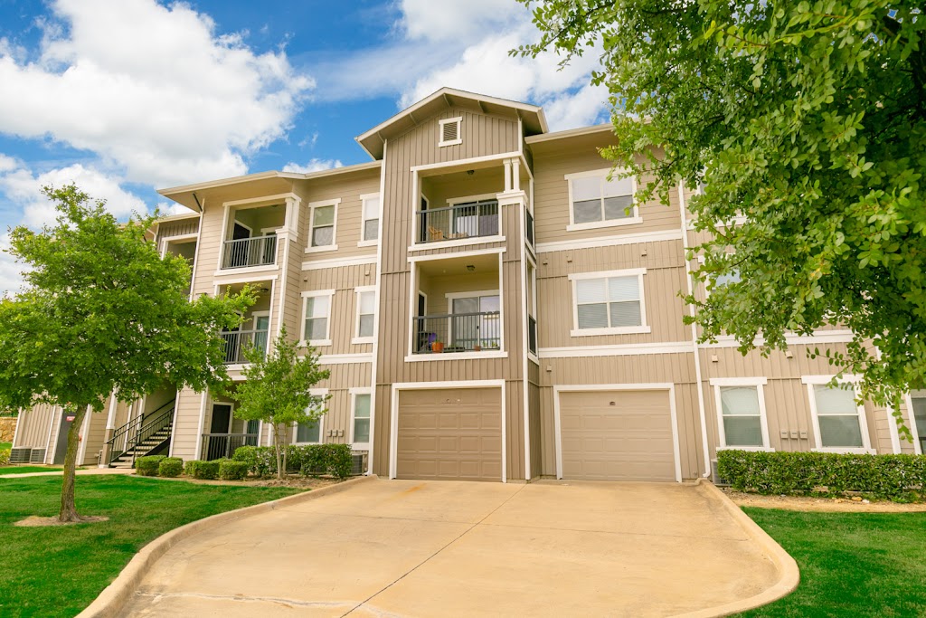 Cumberland on Granbury Apartments | 6850 Granbury Rd, Fort Worth, TX 76133, USA | Phone: (817) 968-5576