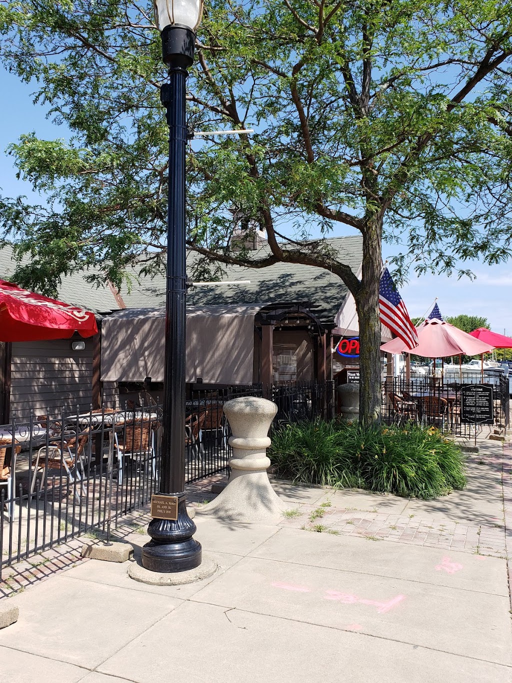 Bootleggers Waterfront Grille & Bar | 4 Jefferson St, Port Clinton, OH 43452, USA | Phone: (419) 734-0450