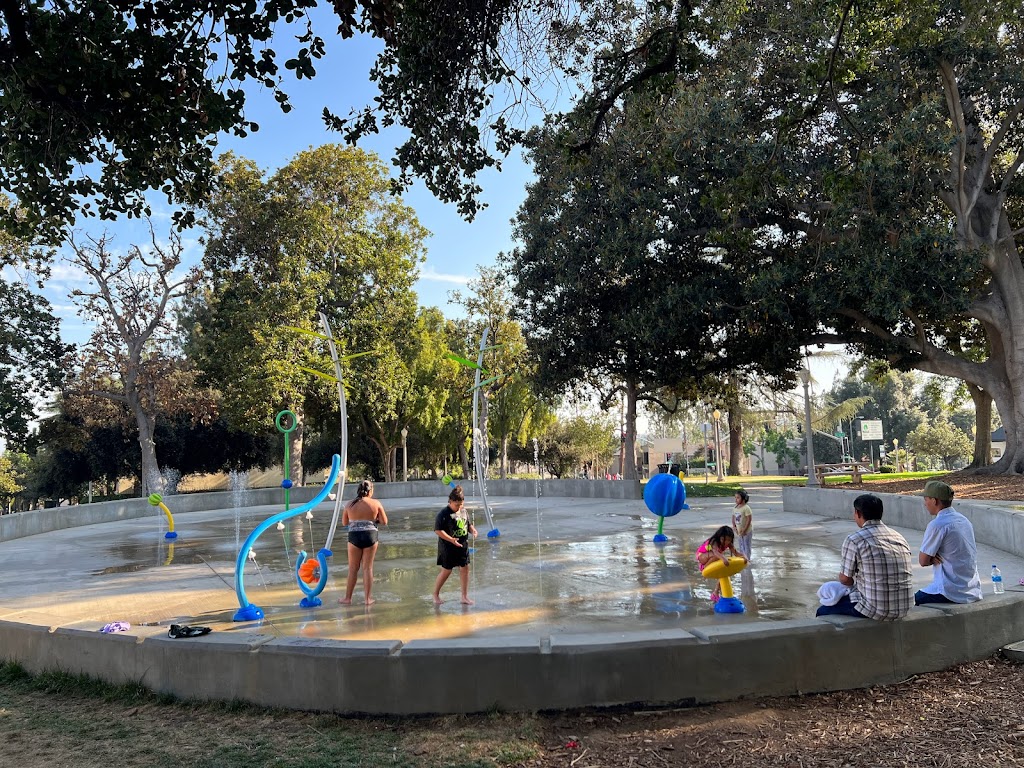 La Pintoresca Park | 45 E Washington Blvd, Pasadena, CA 91103, USA | Phone: (626) 744-7500