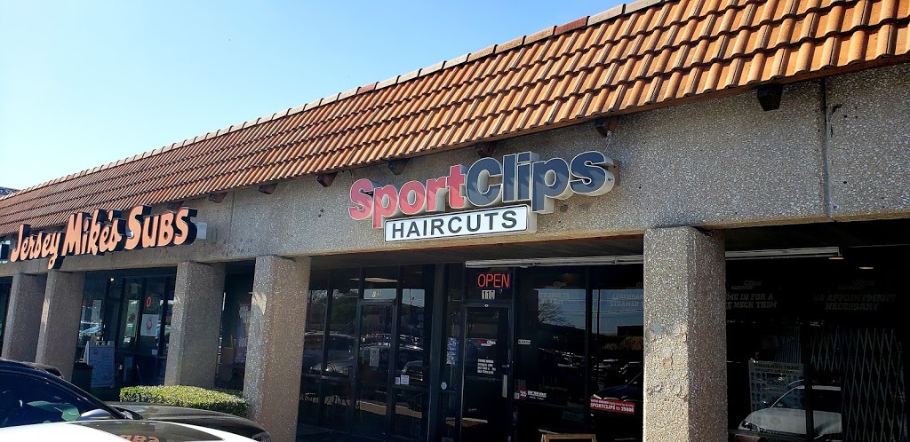 Sport Clips Haircuts of Dallas - Old Town | 5521 Greenville Ave #110, Dallas, TX 75206, USA | Phone: (214) 987-0900