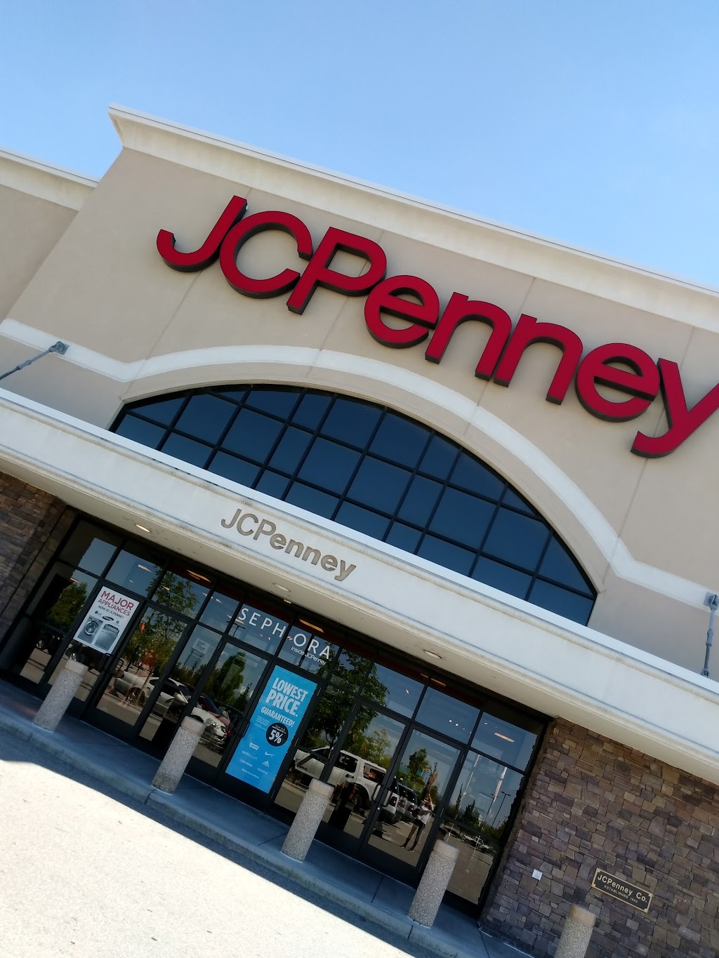 JCPenney Nampa | 1200 N Happy Valley Rd, Nampa, ID 83687, USA | Phone: (208) 442-5511