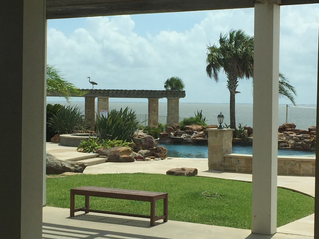 Falcon Point Ranch | 165 Falcon Point Road, Seadrift, TX 77983, USA | Phone: (877) 375-4868