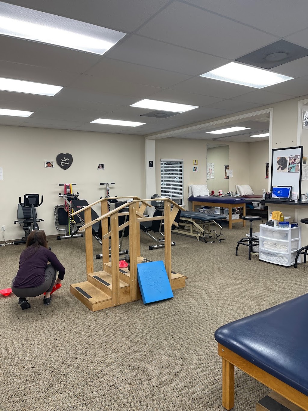 Lago Vista Physical Therapy | 5802 Thunderbird St Ste. A, Lago Vista, TX 78645, USA | Phone: (512) 267-5400