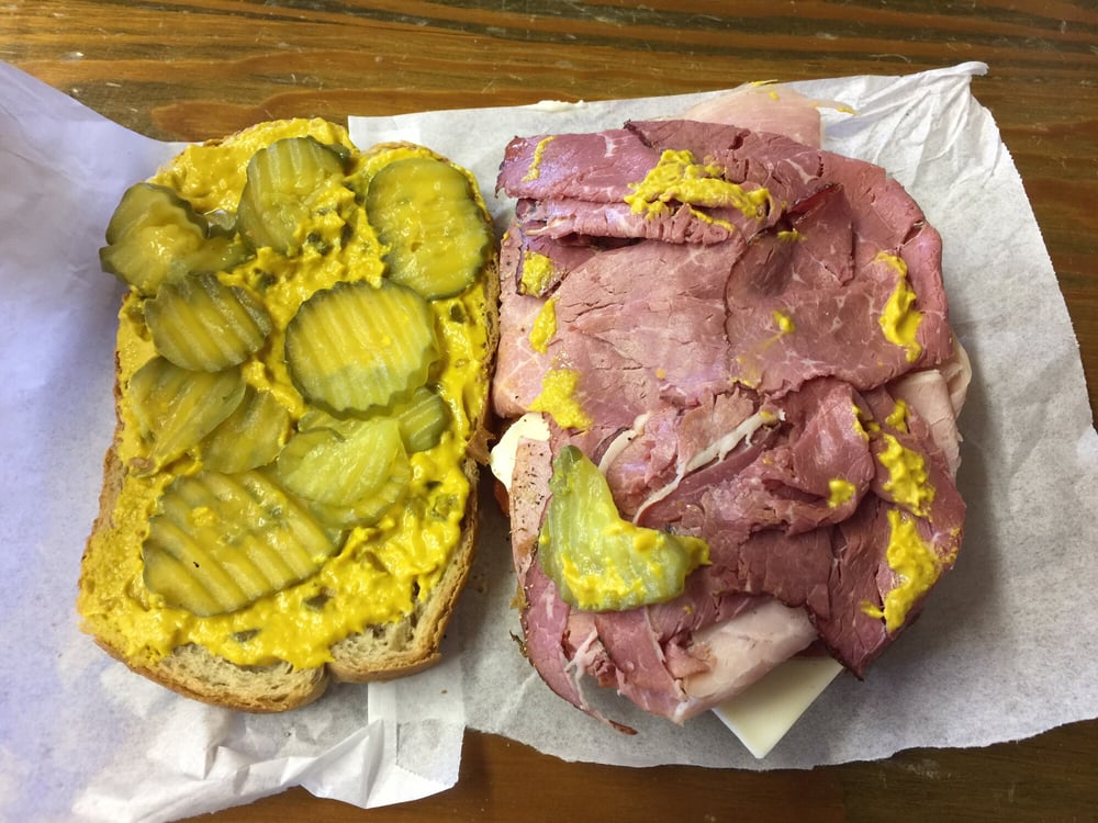 Robertsons Hams #4 | 11276 OK-99, Seminole, OK 74868, USA | Phone: (405) 382-0555