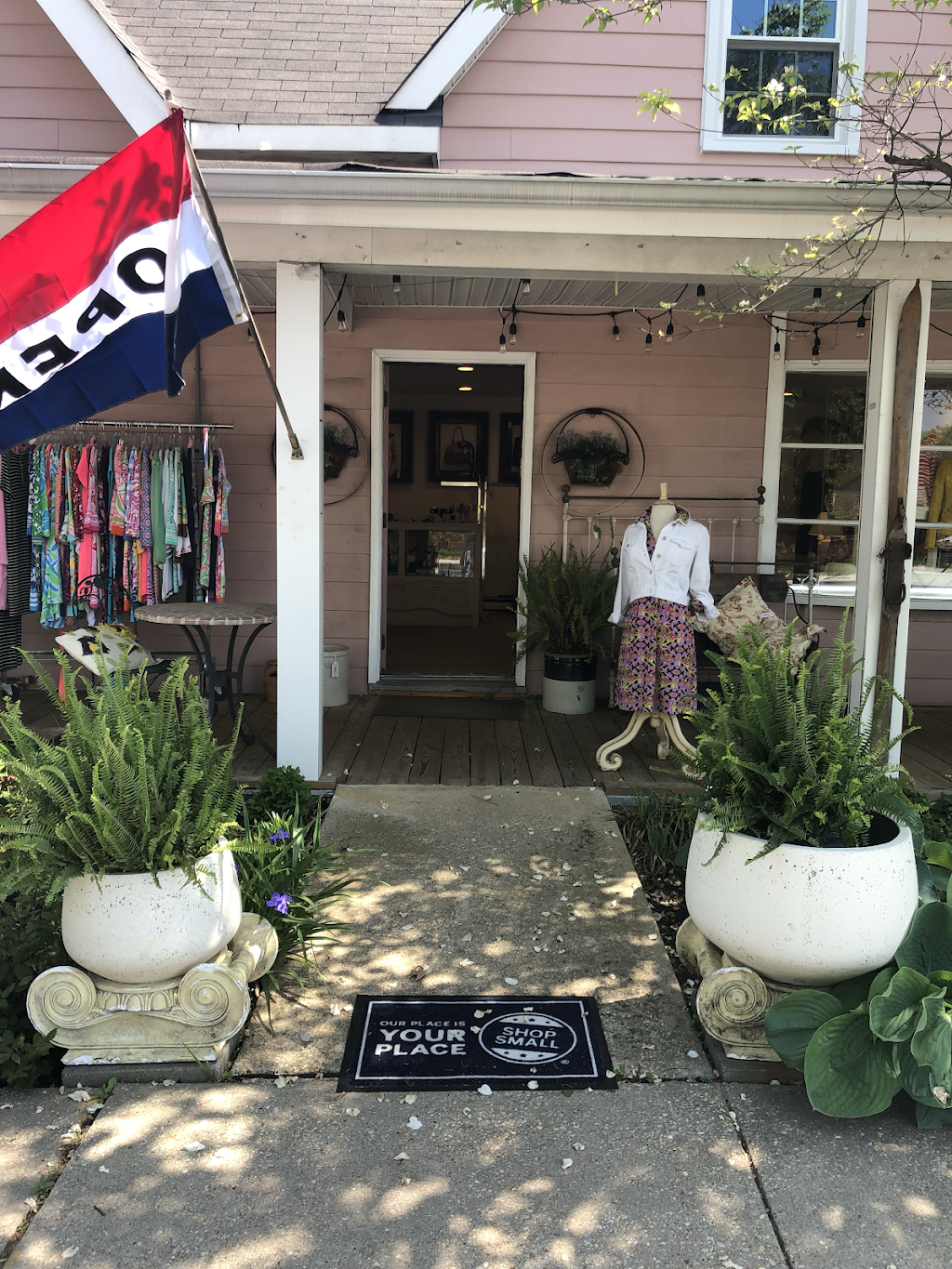 One Petticoat Lane | 2 Annapolis St, Annapolis, MD 21401, USA | Phone: (410) 541-6443