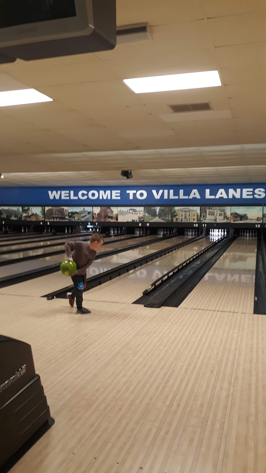 Villa Lanes | 1704 Nuttman Ave, Decatur, IN 46733, USA | Phone: (260) 724-3660