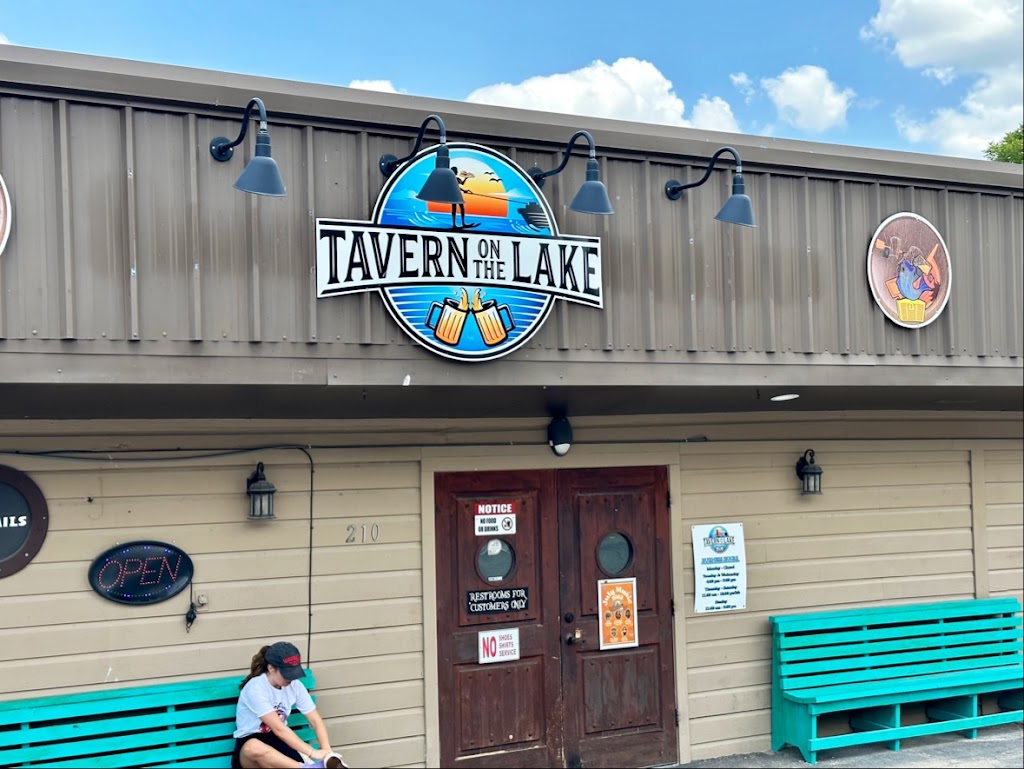 Tavern on The Lake | 210 W Lake Dr, Weatherford, TX 76087, USA | Phone: (817) 550-6408