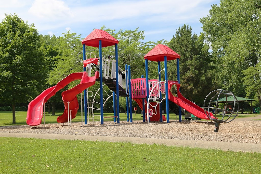 Aquila Park | 3110 Xylon Ave S, St Louis Park, MN 55426, USA | Phone: (952) 924-2500