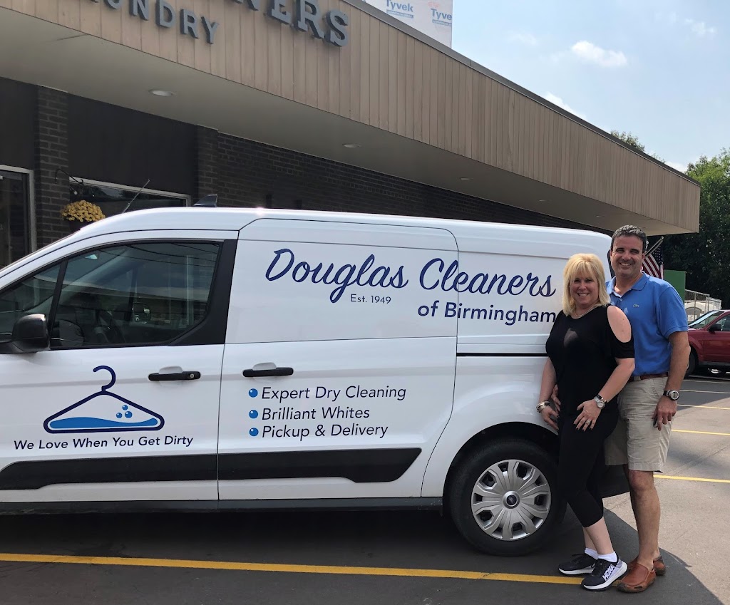Douglas Cleaners | 900 N Old Woodward Ave, Birmingham, MI 48009, USA | Phone: (248) 642-6230