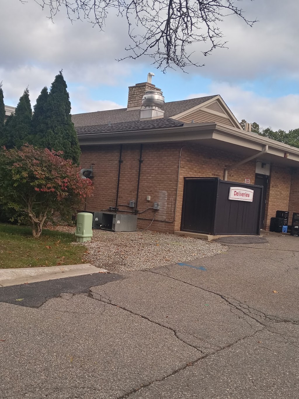 Lourdes Senior Community | 2300 Watkins Lake Rd, Waterford Twp, MI 48328, USA | Phone: (248) 886-5600