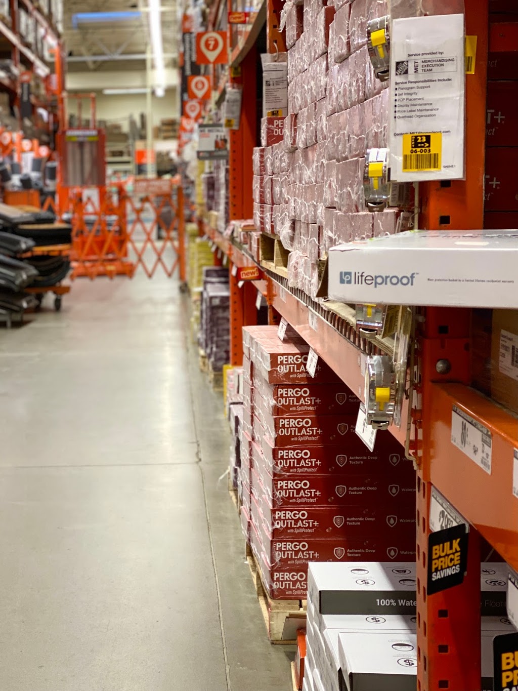 The Home Depot | 14800 SW Sequoia Pkwy, Tigard, OR 97224, USA | Phone: (503) 639-3500