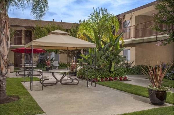 Fairway Village Apartments | 120 N Magnolia St, Anaheim, CA 92801, USA | Phone: (714) 761-5619