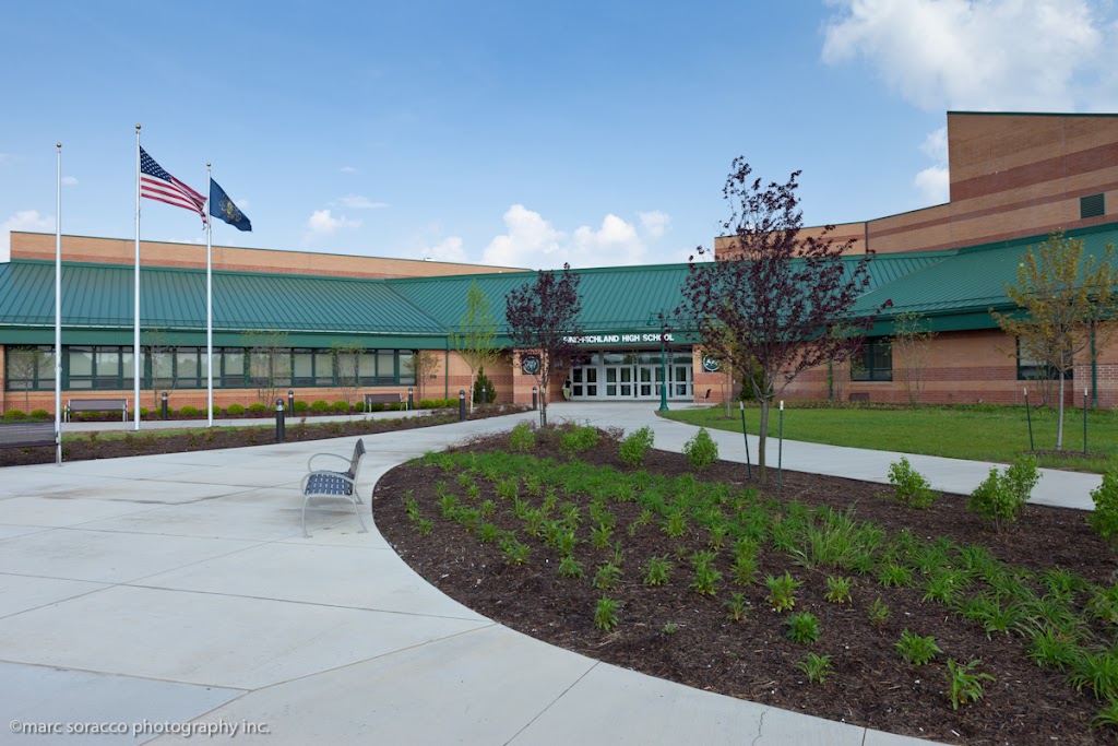 Pine-Richland High School | 700 Warrendale Rd, Gibsonia, PA 15044, USA | Phone: (724) 625-4444