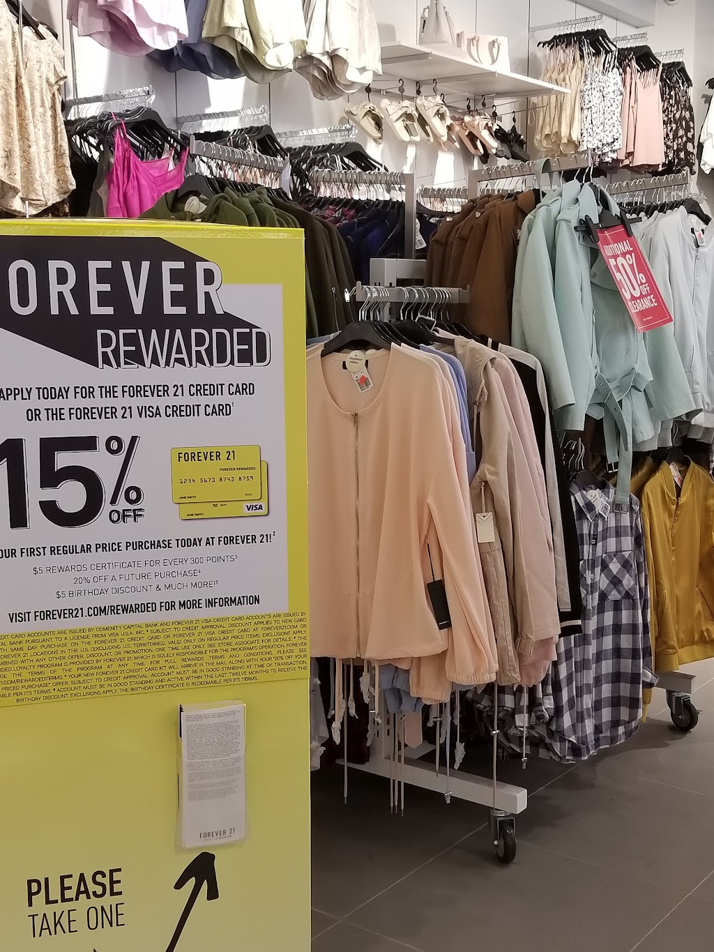 Forever 21 | 1076 Crossing Wy, Denham Springs, LA 70726, USA | Phone: (888) 494-3837