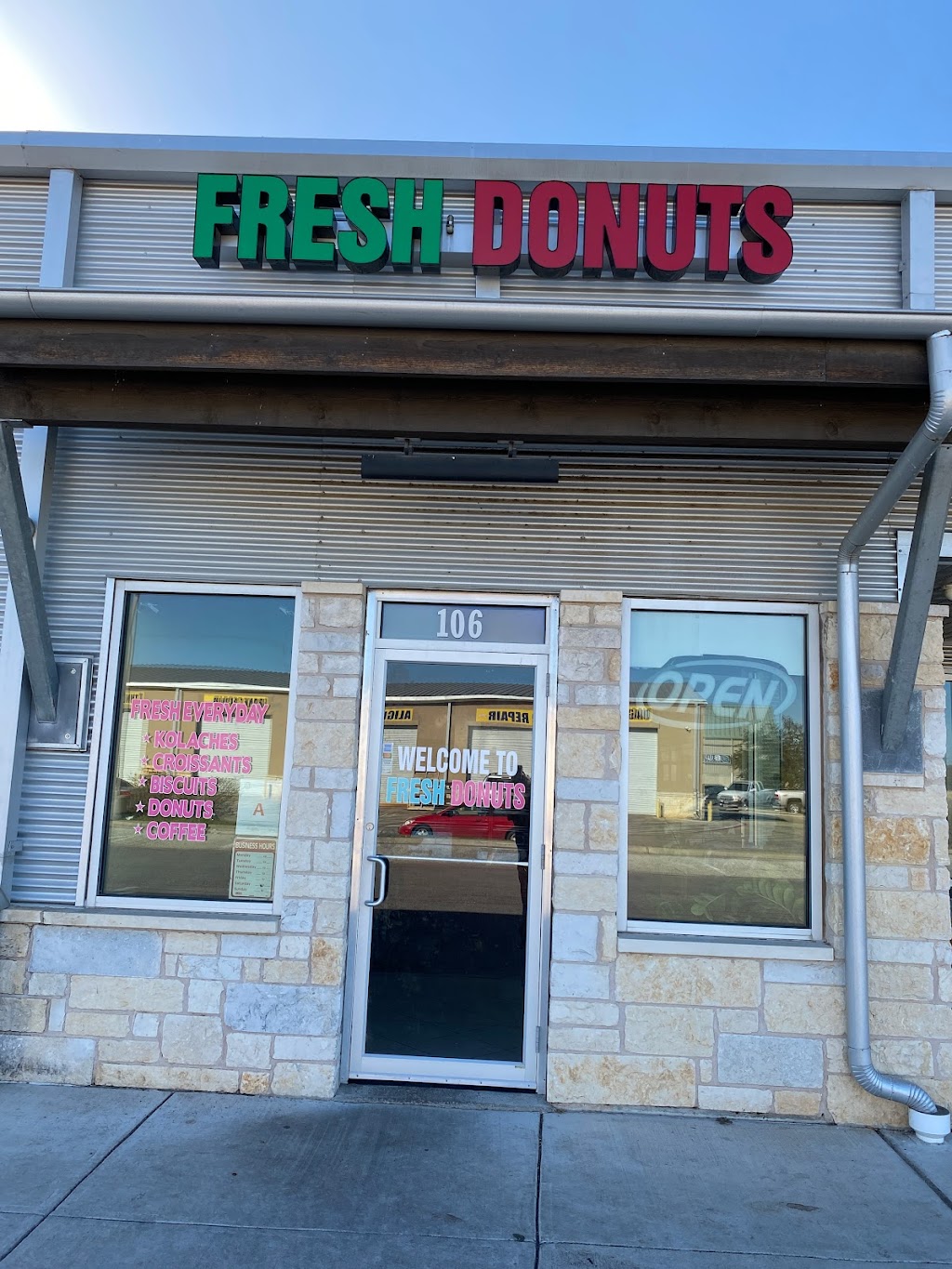 Fresh Donuts - FM 967 | 3420 FM 967, Buda, TX 78610, USA | Phone: (512) 361-0800