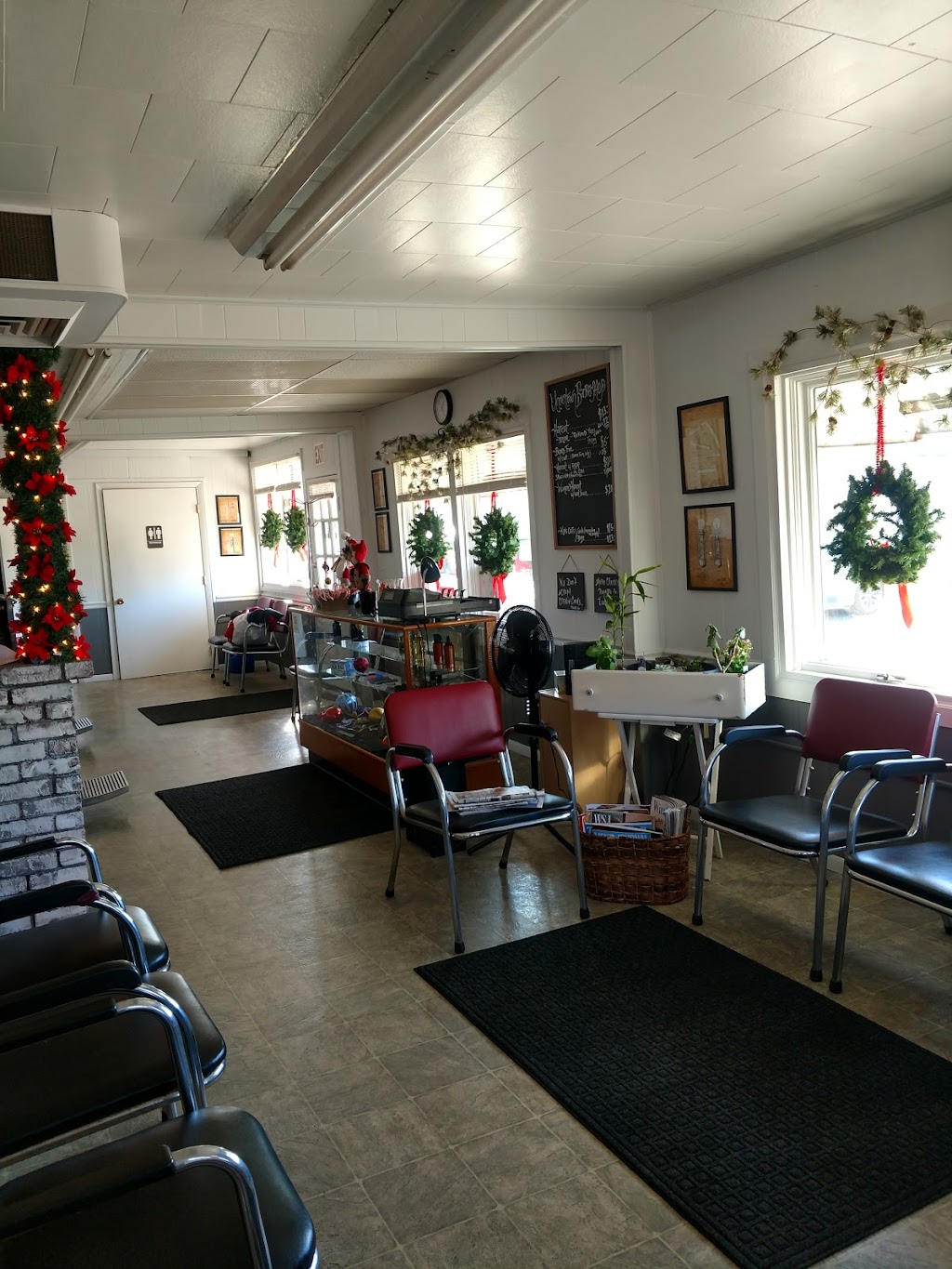 Uniontown Barber Shop | 3450 Edison St NW, Uniontown, OH 44685, USA | Phone: (330) 699-9803