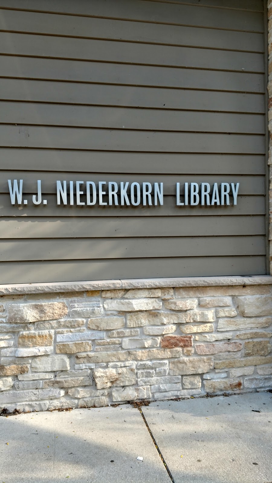 W.J. Niederkorn Library | 316 W Grand Ave, Port Washington, WI 53074, USA | Phone: (262) 284-5031
